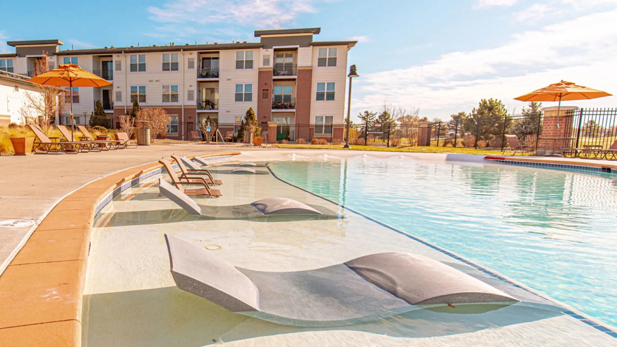 Building Photo - 4000 N Albion St