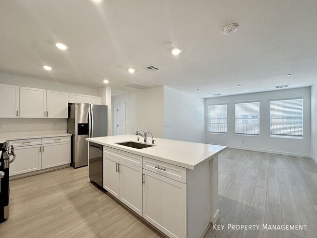 Building Photo - 4241 Vivenda St