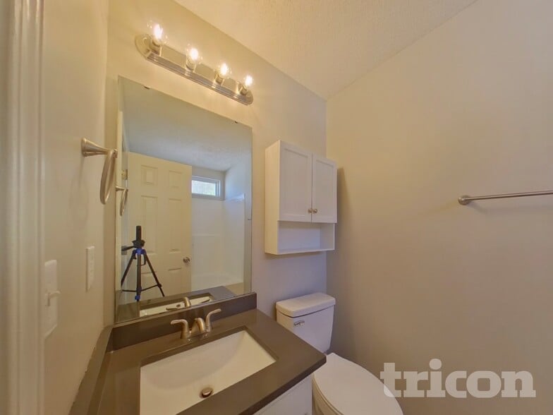 Building Photo - 7112 Rumple Rd