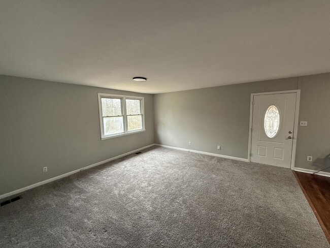 Building Photo - 103 Annette Dr