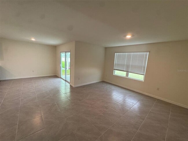 Building Photo - 1918 NW 246th Ter