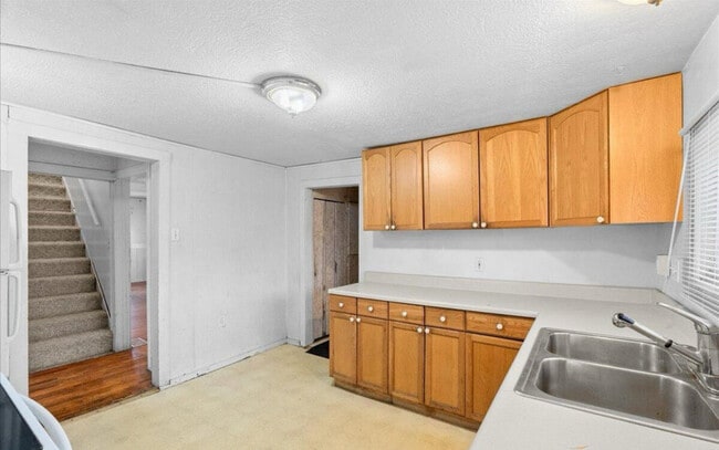 Building Photo - 410 Dunlap St