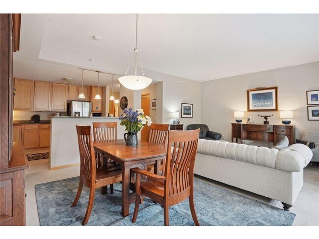 Building Photo - 2405 39th Ave NE