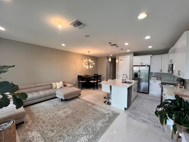 Building Photo - 9932 Brickhill Dr
