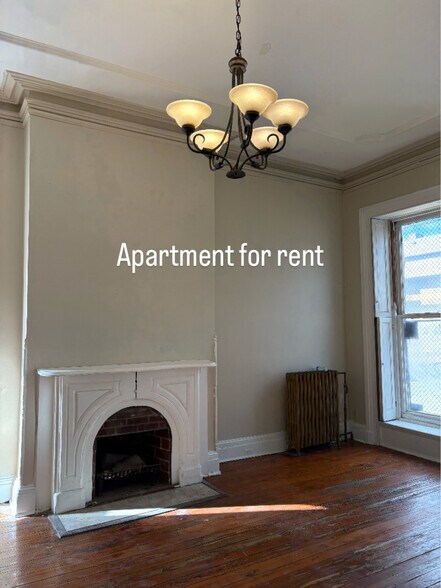 Building Photo - 1327 W Fayette St