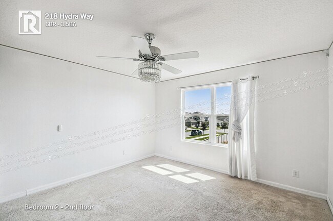 Building Photo - 218 Hydra Wy