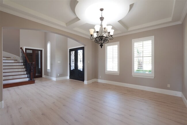 Building Photo - 32726 Tall Oaks Way