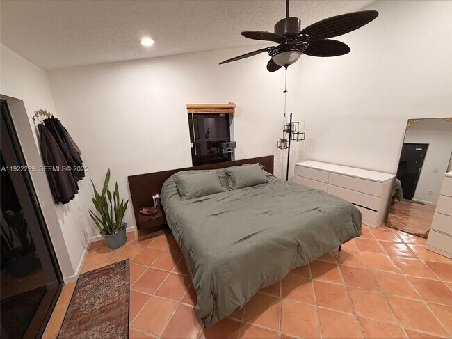 Building Photo - 13680 Yarmouth Ct