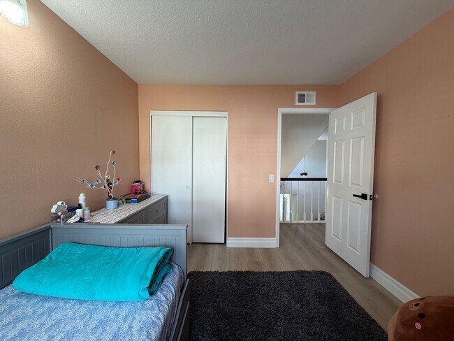 Building Photo - 29164 Greenbrier Pl