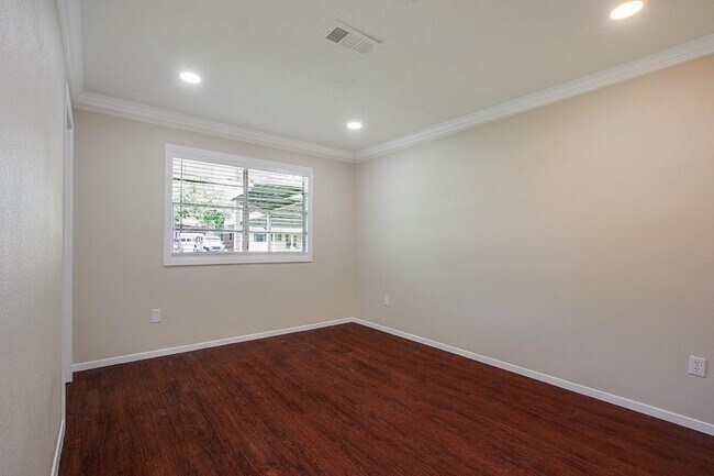 Building Photo - 4205 Ember Ln