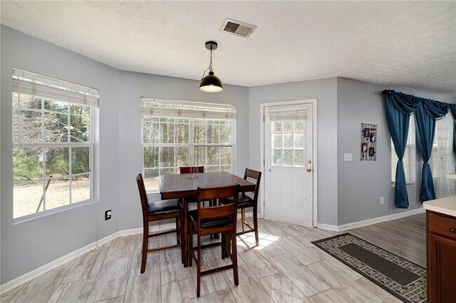 Building Photo - 6675 Princeton Park Ct
