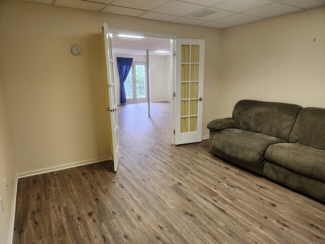 Building Photo - 2852 Chaseway Ct
