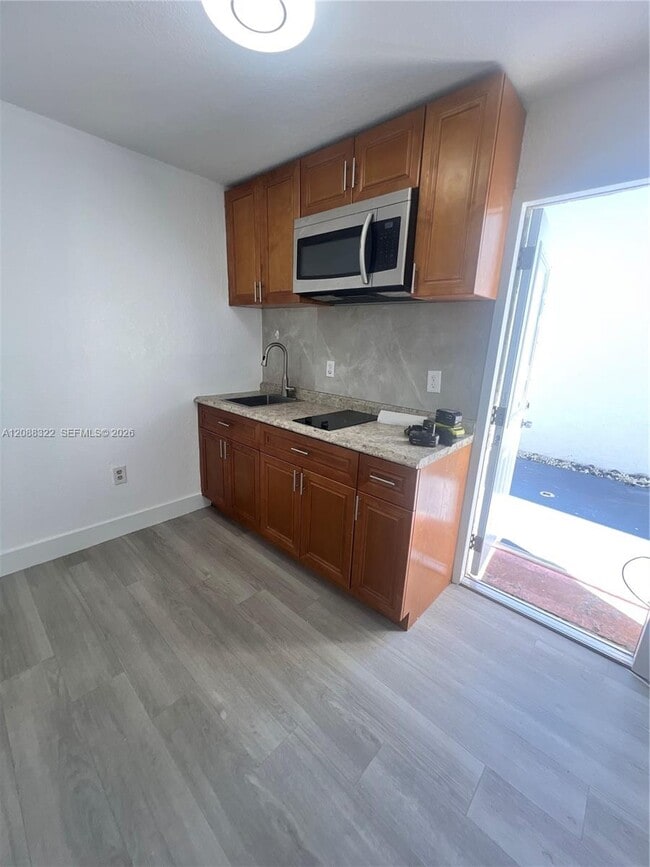 Building Photo - 1615 SW 137th Pl