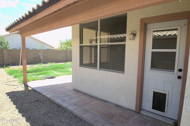 Building Photo - 7929 W Wescott Dr