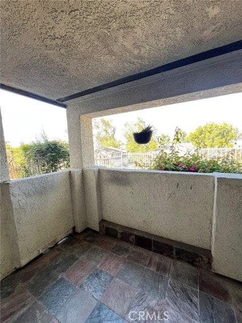 Building Photo - 23335 La Crescenta