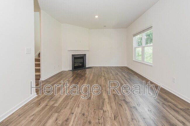 Building Photo - 1005 Curly Top Ln