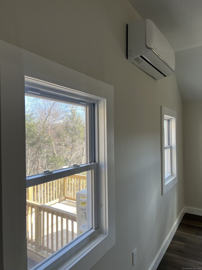 Building Photo - 22 Hemlock Trail