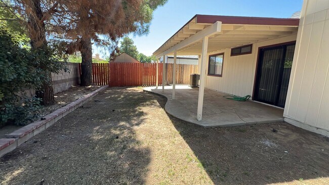 Building Photo - Remodeled Single Story West Lancaster Home