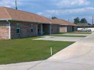 Apt for 745 on l - 745 N Nicholson Ave