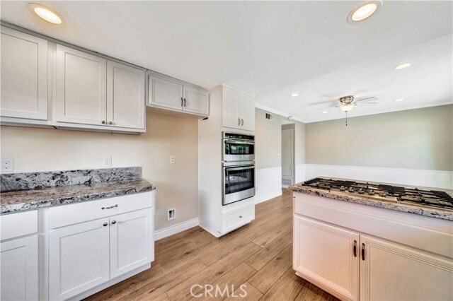 Building Photo - 5851 Pinon Dr