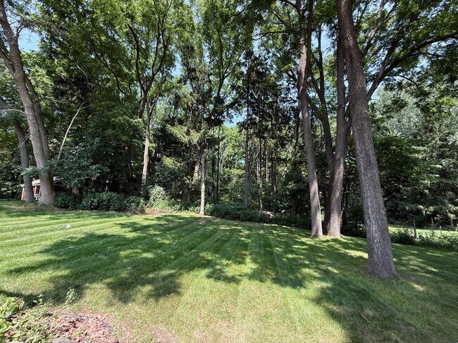 Building Photo - 6078 Croix Dr