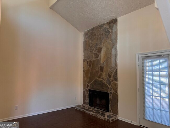 Building Photo - 1717 Wynndowne Trail