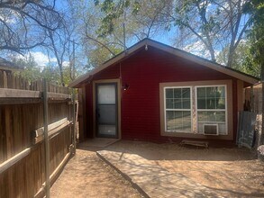 Building Photo - 1 Bed 1 Bath Close to Tech Move in Ready!
