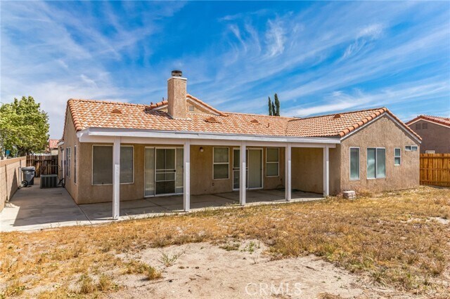 Building Photo - 6012 Sandpiper Pl