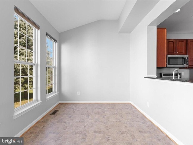 Building Photo - 6713 Selbourne Ln