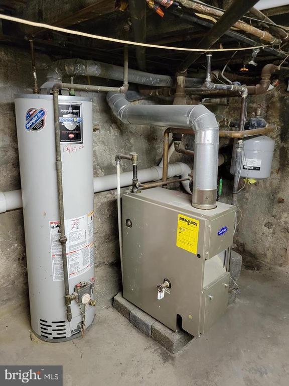 Building Photo - 838 Sears St