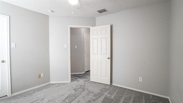 Building Photo - 1036 Hampton Dr