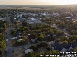 Building Photo - 1407 6th St