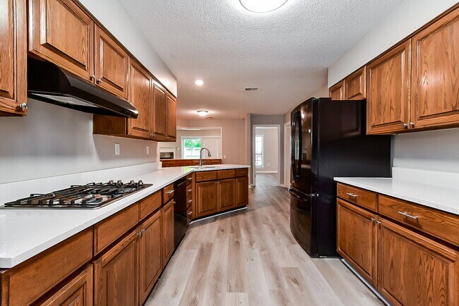 Building Photo - 8400 Chimneyrock Blvd.