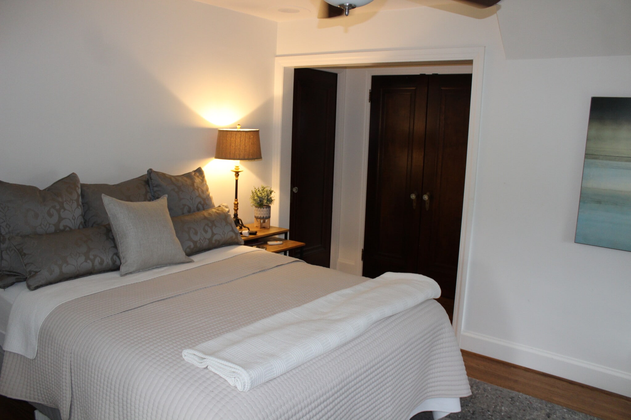 Primary Suite - 9144 River Rd