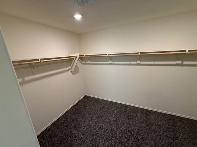 Building Photo - 7295 S Via Tierra Mesa