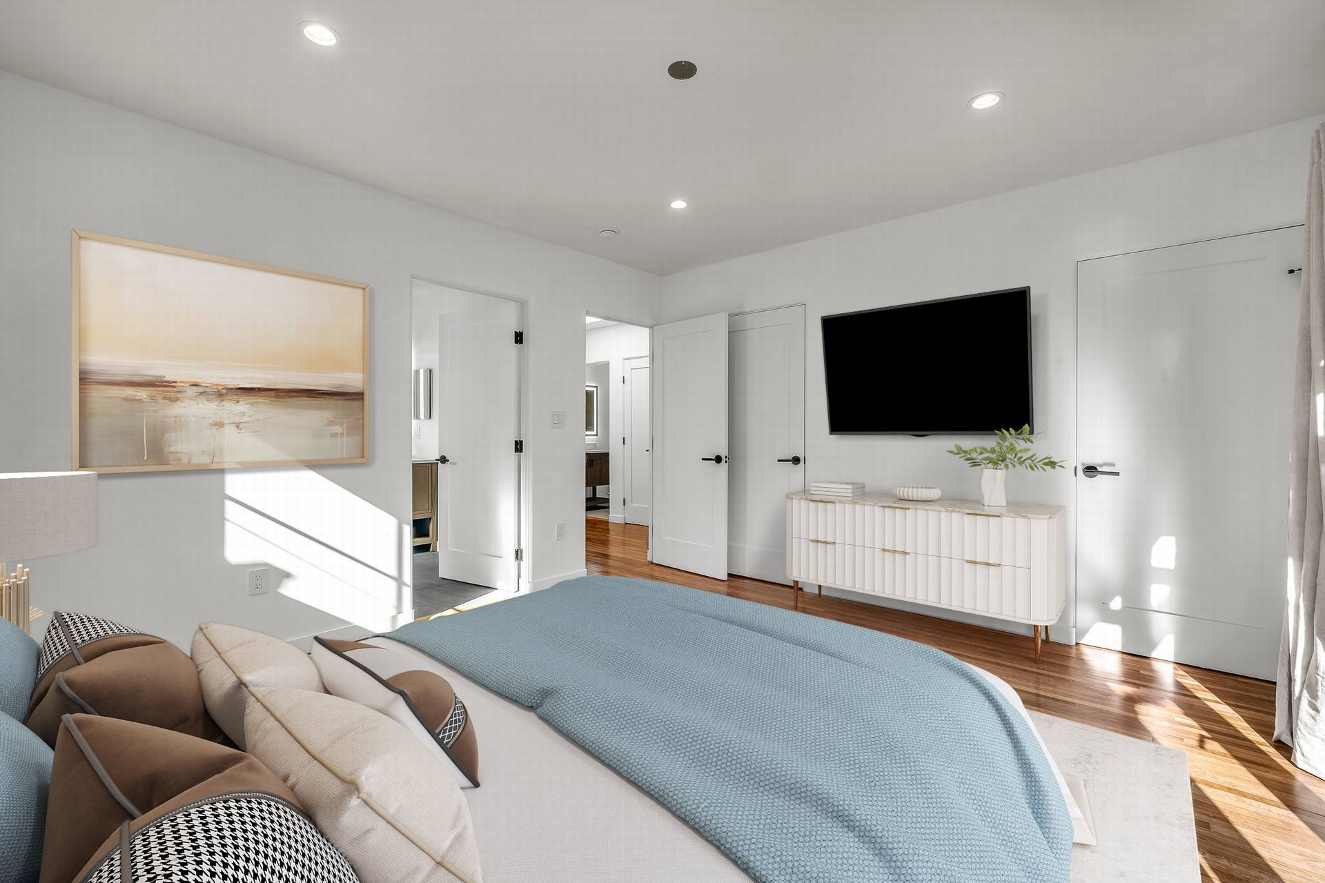 Building Photo - 920 S Spaulding Ave