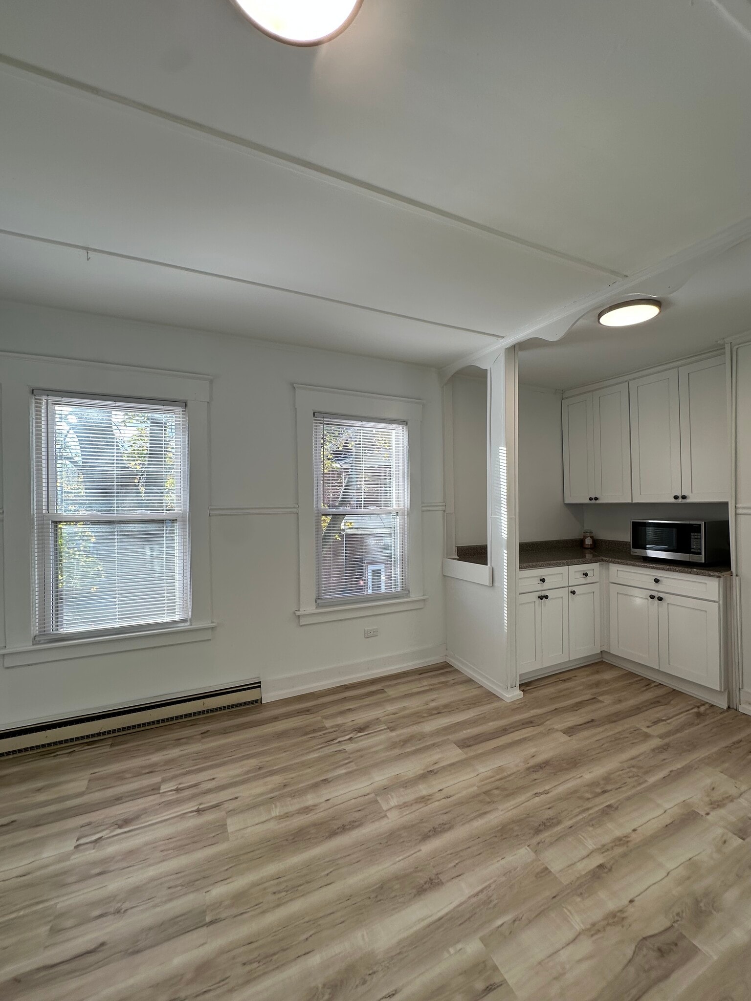 Building Photo - 12 Margerie St