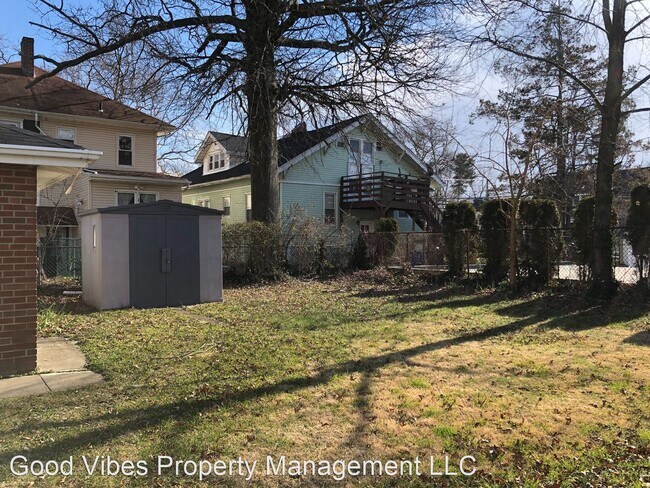 Building Photo - 2 br, 1 bath House - 166 Linden Ave