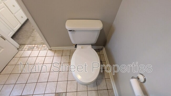 Building Photo - 1612 College Pkwy