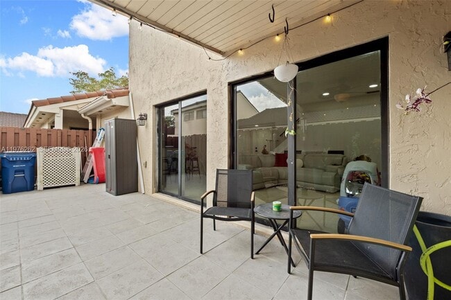 Building Photo - 6523 NW 170th Ln