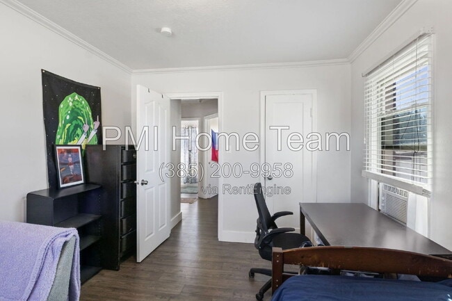 Building Photo - 732 Campbell Heights