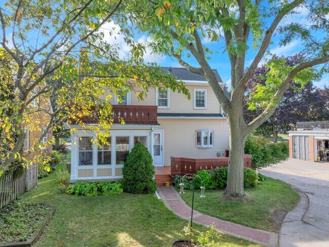 Building Photo - 2603 N 13th St