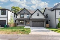 Building Photo - 3905 Plainview Rd