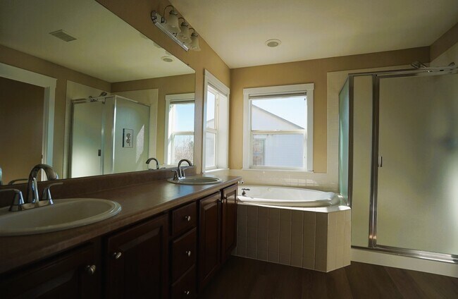 Building Photo - 10536 Unity Pkwy