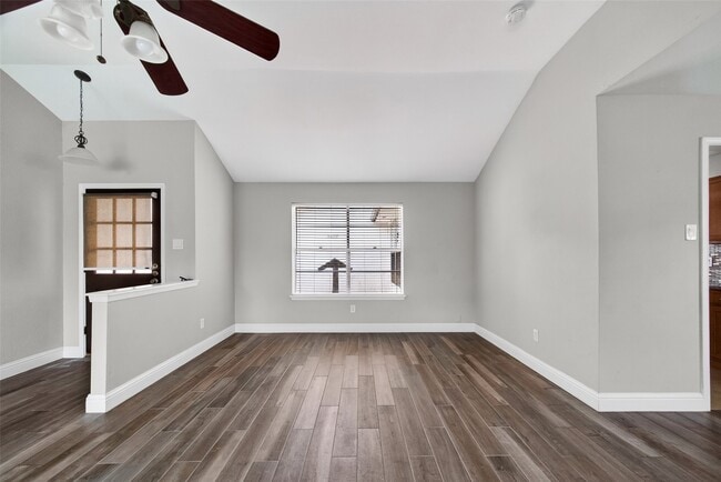 Building Photo - 3218 Tynemeadow Ct