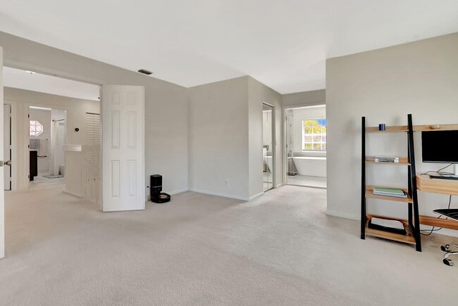 Building Photo - 18248 Coral Isles Dr