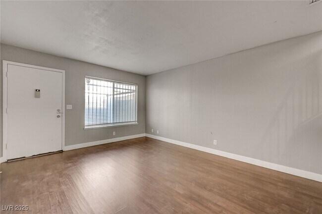 Building Photo - 4339 Spencer St