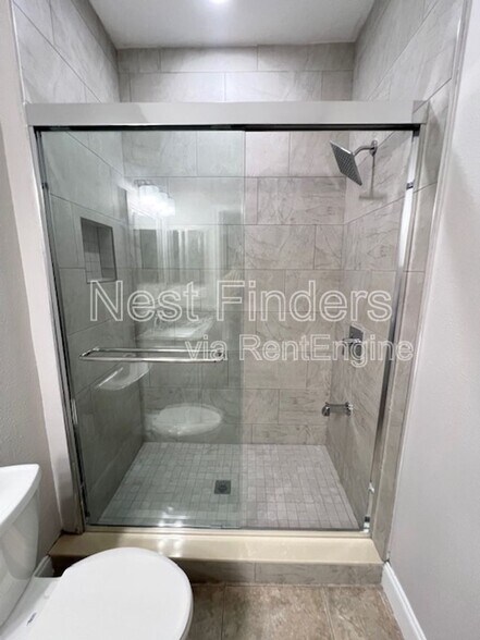 Building Photo - 11251 Campfield Dr