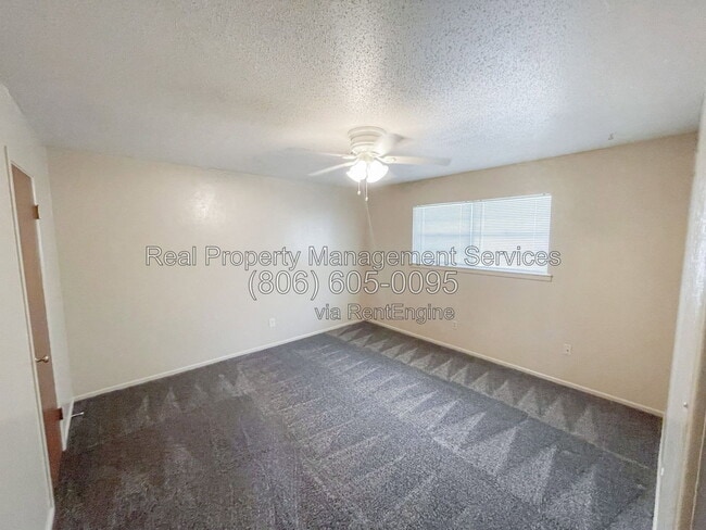 Building Photo - 3406 70th Dr