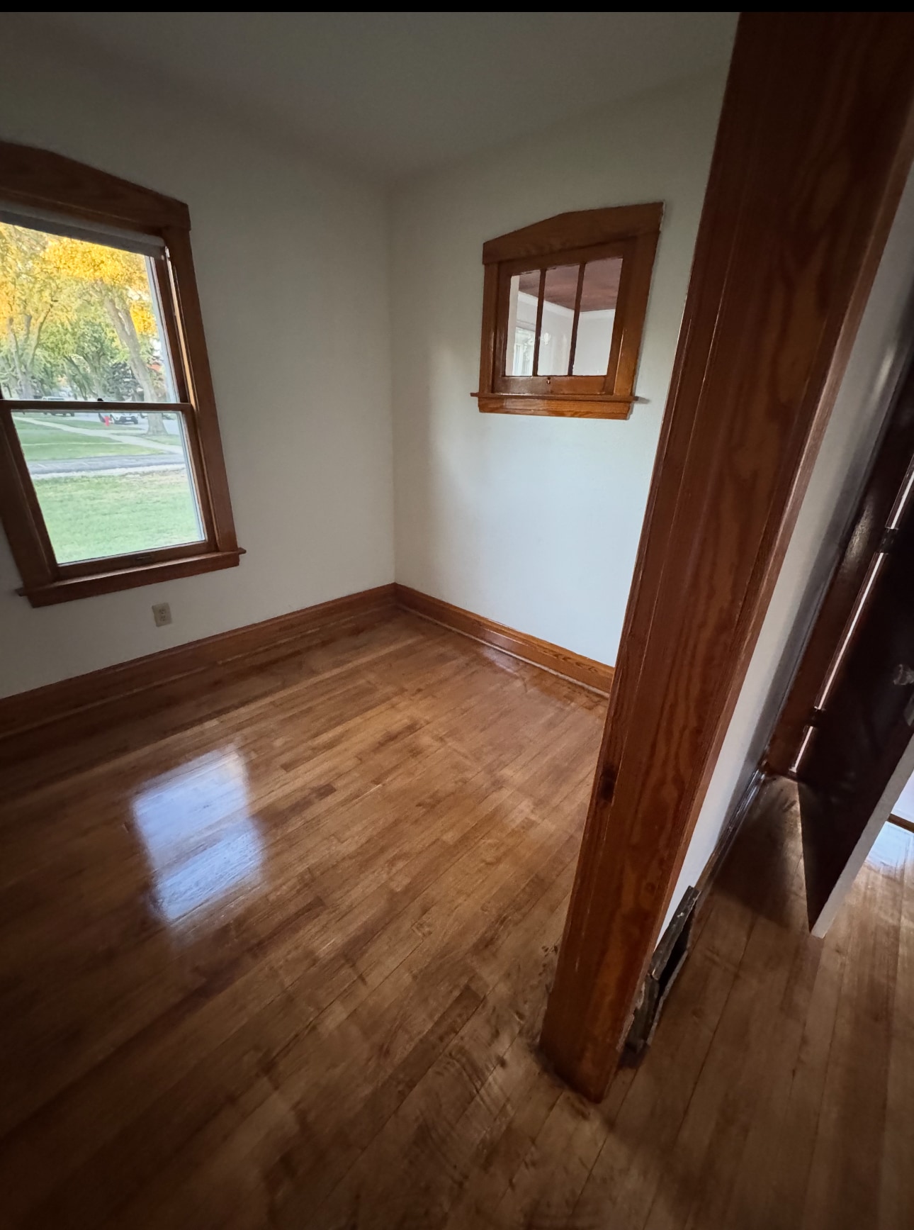 Building Photo - 4528 Park Ave